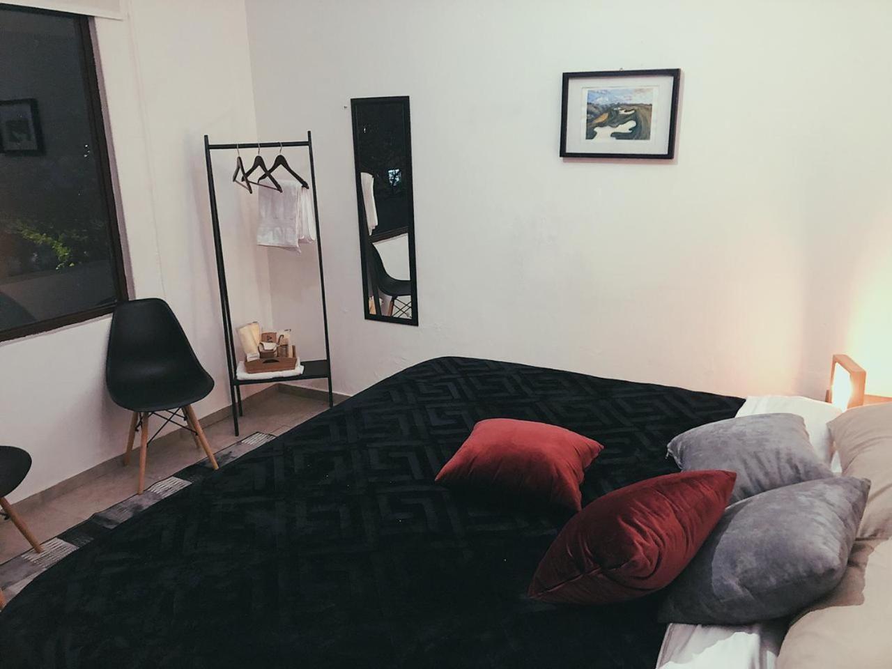 Hermosa Habitacion En El Corazon De La Ciudad En Departamento Compartido Guadalajara Exterior photo